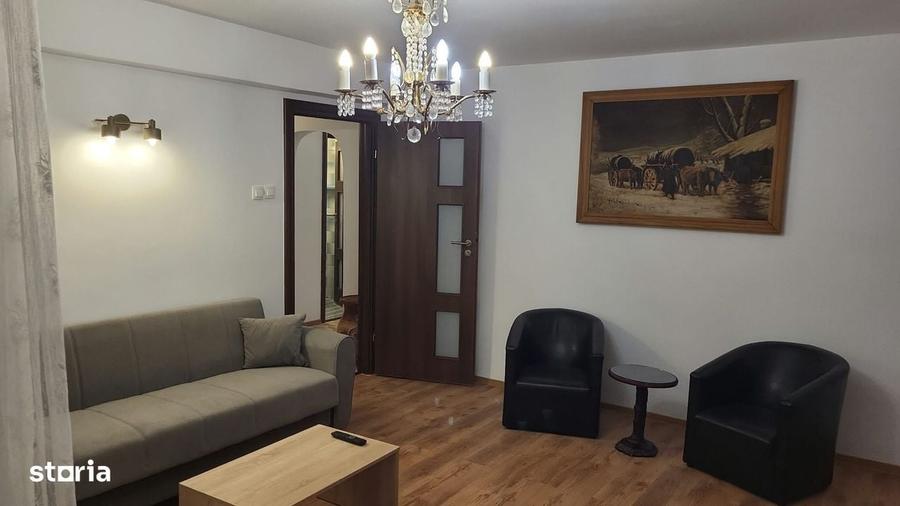 Apartament cu 3 camere decomandat în Virtuții