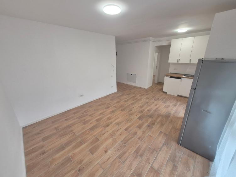 Apartament cu 2 camere decomandat în Soarelui