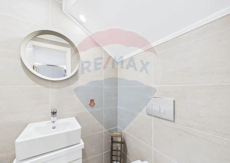 Casa / Vila cu 3 camere de vanzare - 8