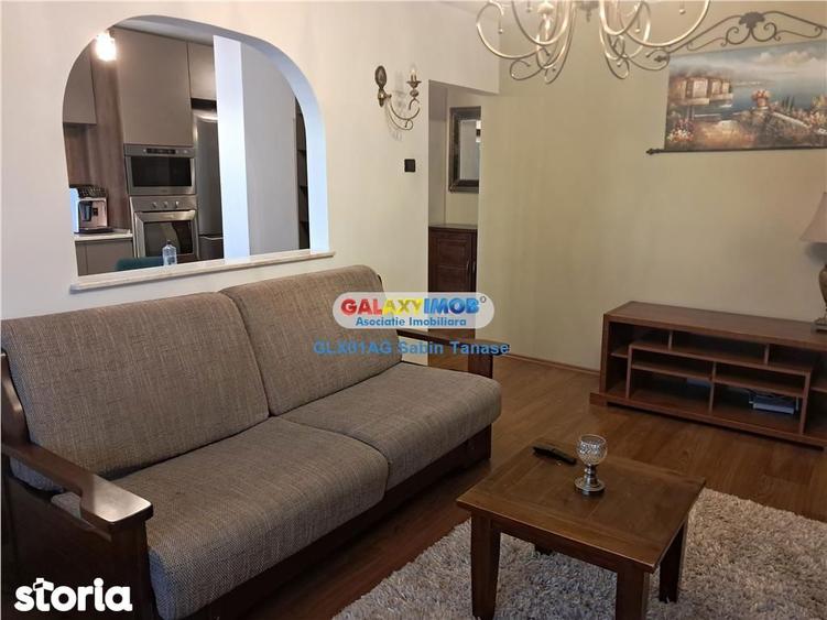 Apartament cu 3 camere decomandat în Banat
