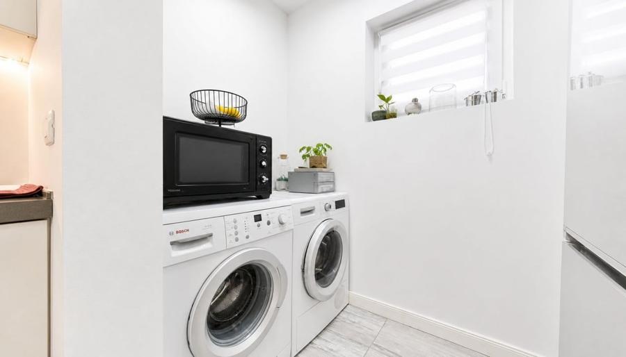 Casă individuală cu 3 camere cu Teren 433 Mp în Vladimirescu
