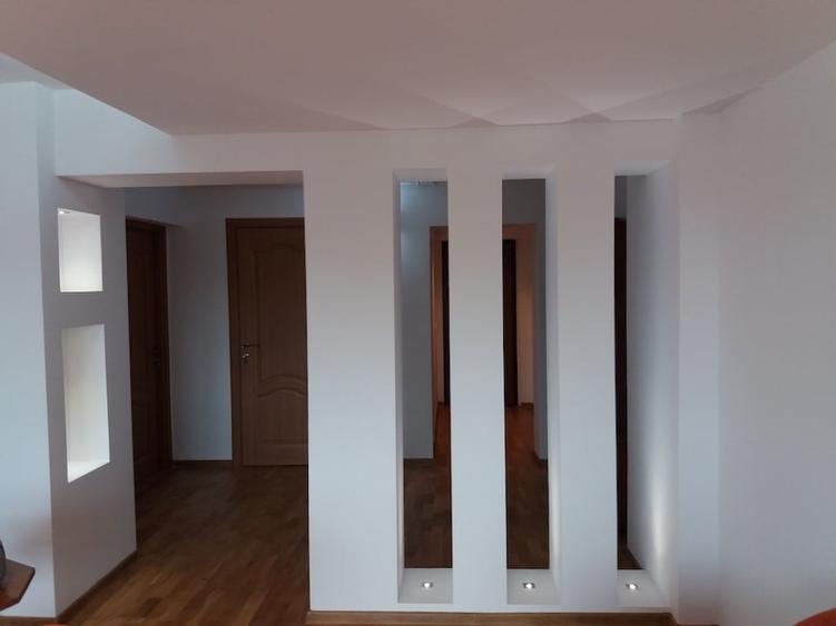 Apartament cu 2 camere decomandat, mobilat în Ultracentral