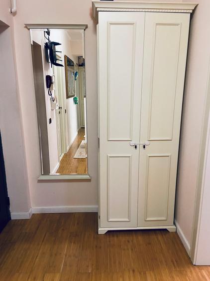 Apartament cu 3 camere decomandat, mobilat în Faleza Nord