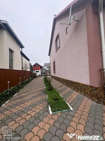 Casă cu 8 camere cu Teren 700 Mp în Rădăuți