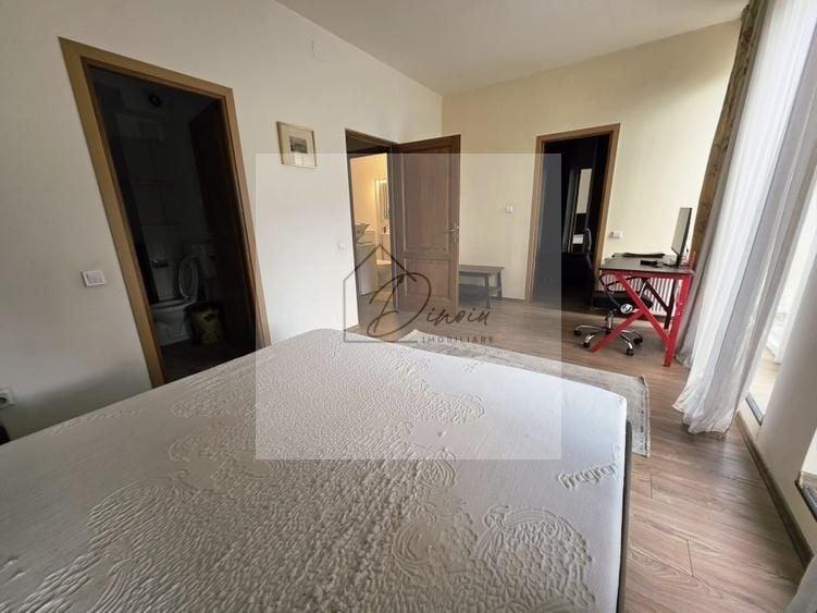 Apartament cu 4 camere nedecomandat, mobilat în Central