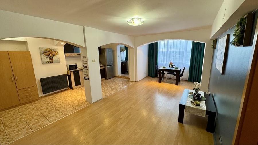 Apartament cu 2 camere semidecomandat în Nord
