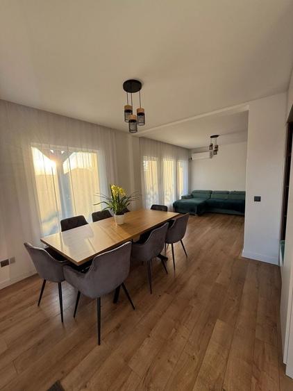 Casă cu 3 camere cu Teren 2500 Mp în Rușeni
