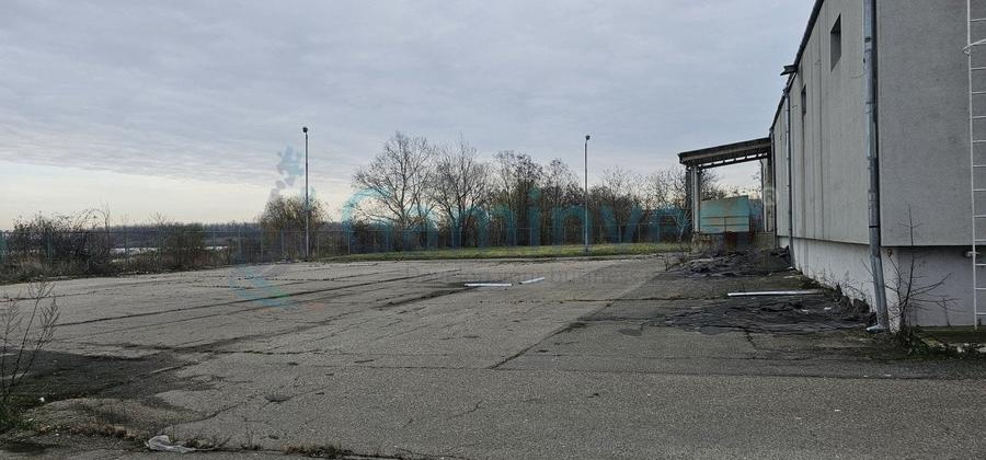 Spațiu industrial, de 609 mp, în Borș
