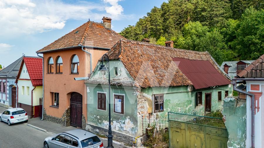 Casă individuală cu 2 camere cu Canalizare în Caragiale