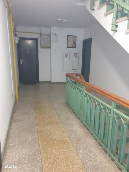 Apartament cu 3 camere decomandat în Păcurari