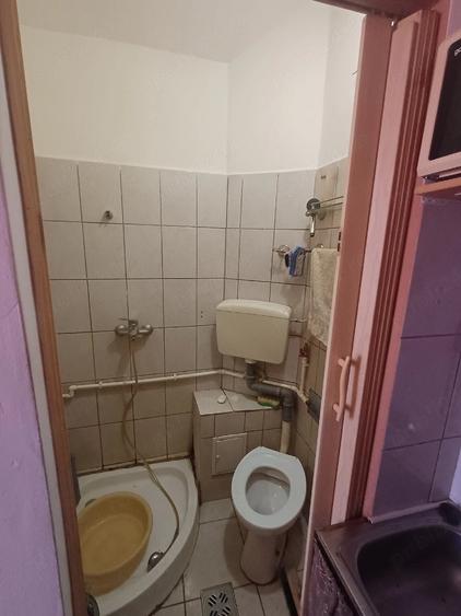 Garsonieră decomandată în Central