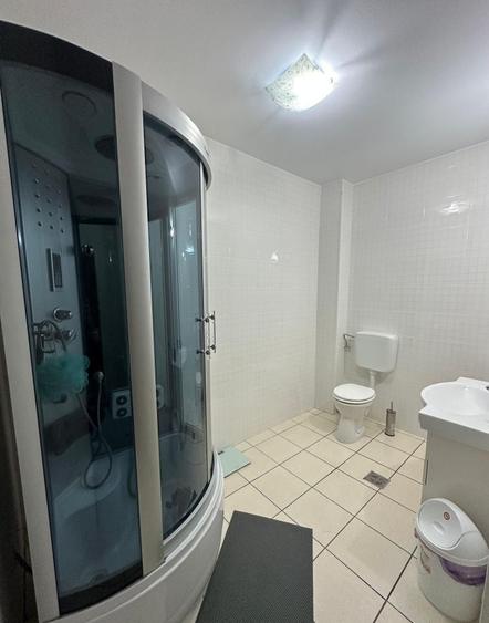 Apartament cu 4 camere decomandat, mobilat în Cioplea