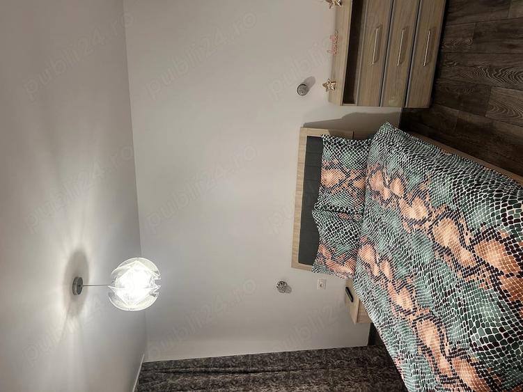 Apartament cu 3 camere decomandat în Prundu