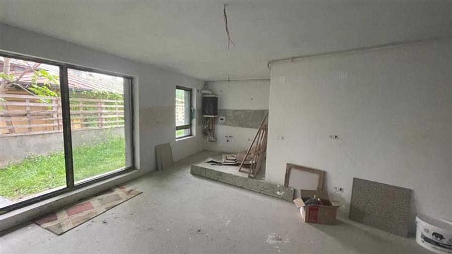 Apartament cu 3 camere decomandat în Pache Protopopescu