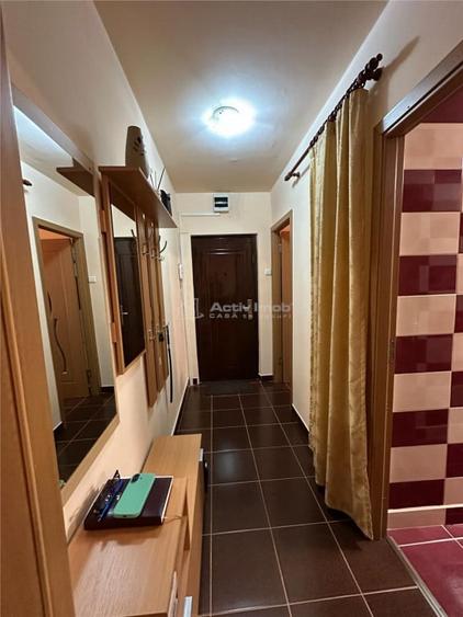 Apartament cu 2 camere semidecomandat în Luncă