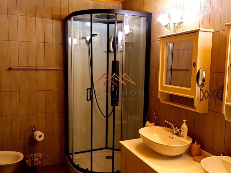 Casă individuală cu 4 camere cu Canalizare în Lunca Mare