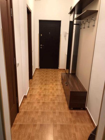 Apartament cu 2 camere semidecomandat în Berceni