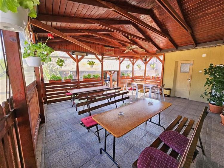 Casă cu 3 camere cu Teren 1800 Mp în Petreu