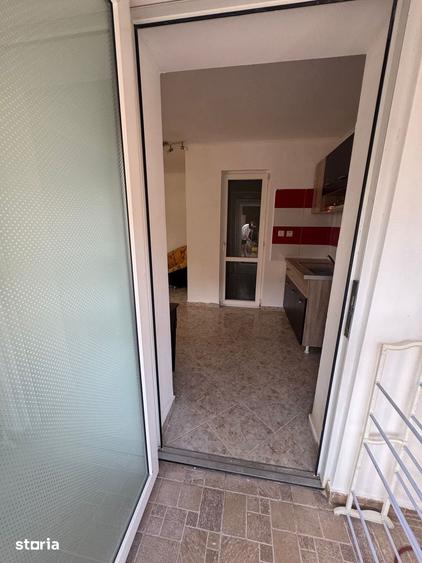 Casă cu 2 camere cu Teren 700 Mp în Central