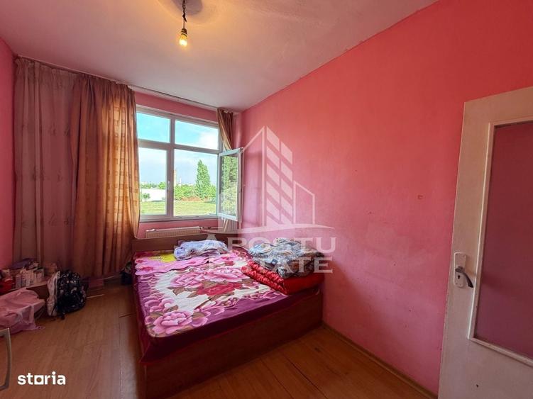 Apartament cu 2 camere decomandat în Blașcovici