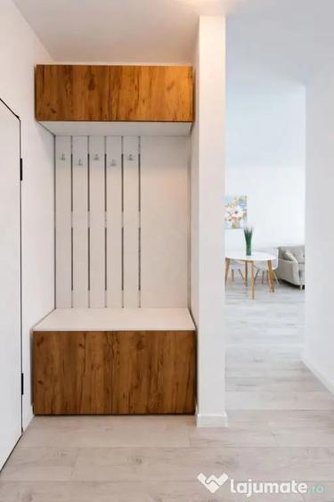 Apartament cu 2 camere decomandat în Vest