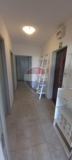 Inchiriere Apartament luminos cu 2 camere - 1