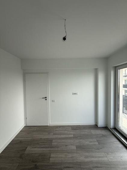 Apartament cu 2 camere semidecomandat în Dobroești