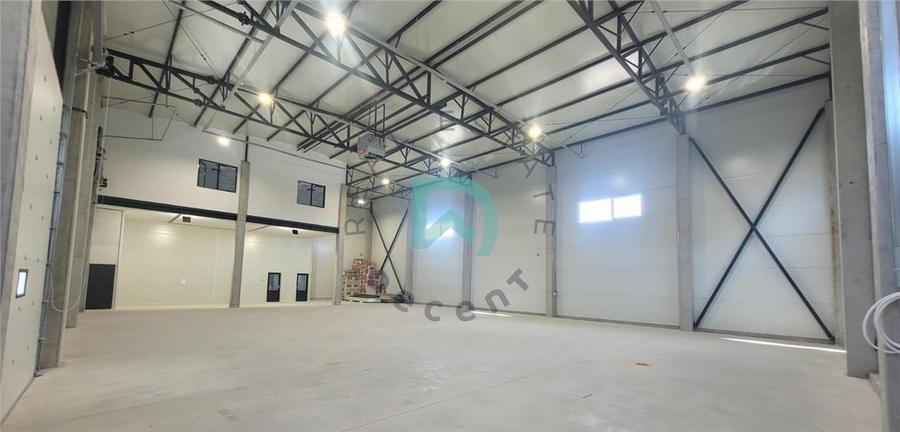 Spațiu industrial, de 596 mp, în Prejmer