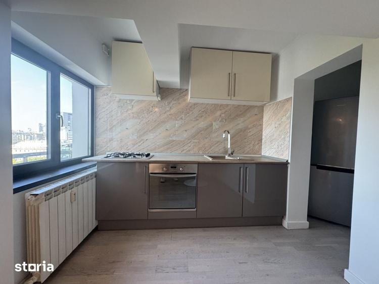 Apartament cu 4 camere în Centrul Civic