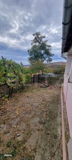 Casă cu 3 camere cu Teren 3500 Mp în Aiton