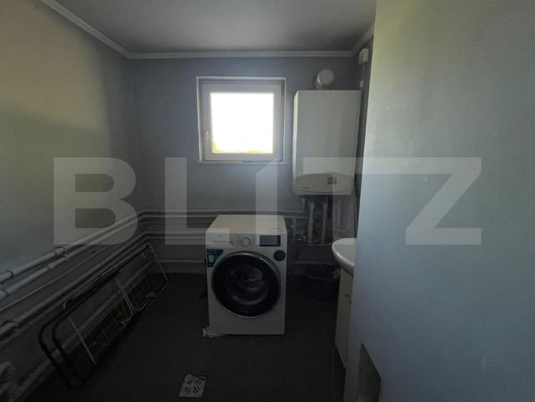 Casă individuală cu 5 camere cu Canalizare în Andrei Mureșanu