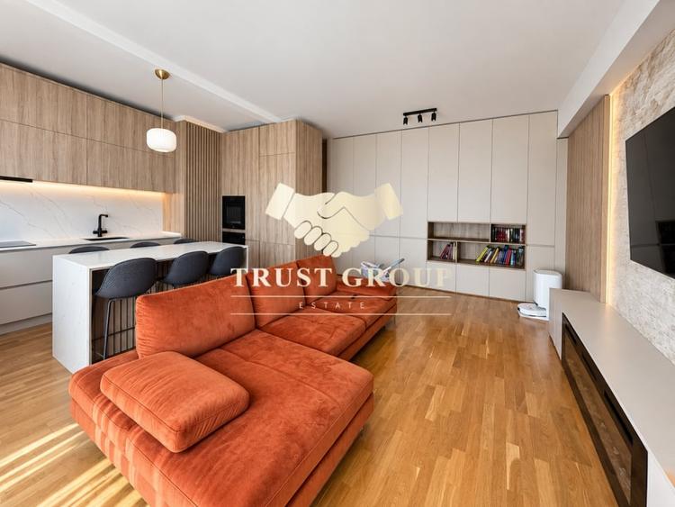 Apartament cu 3 camere decomandat în Arcul de Triumf