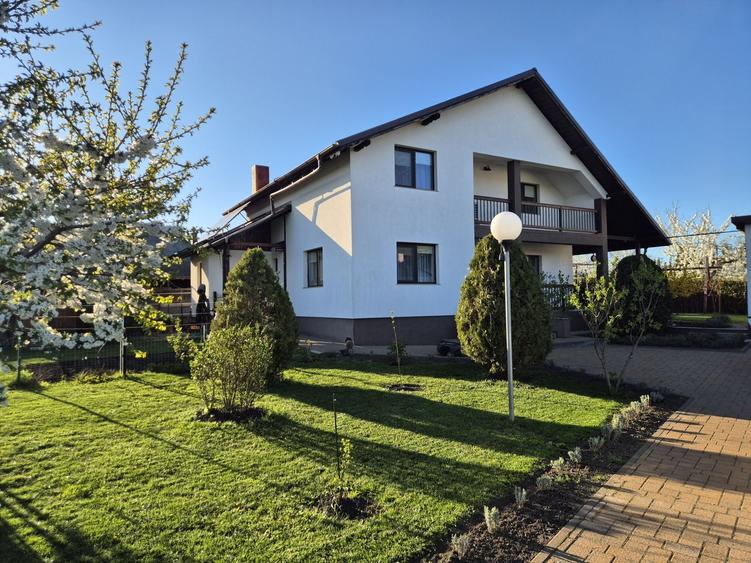 Casă cu 4 camere în Fălticeni