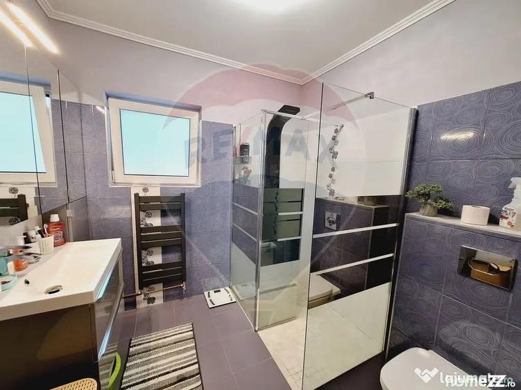 Casă cu 5 camere cu Teren 2100 Mp în Hidiș