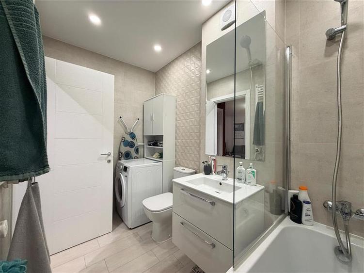 Apartament cu 2 camere semidecomandat, mobilat în Theodor Pallady