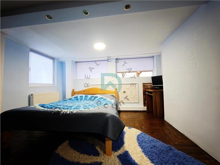 Apartament cu 2 camere semidecomandat în Brașovul Vechi