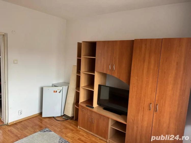 Garsonieră semidecomandată în Petros