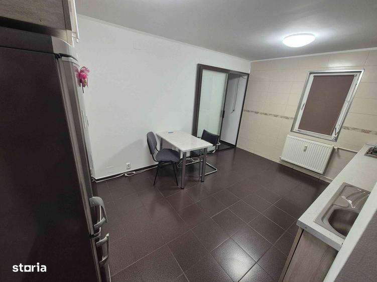 Apartament cu 2 camere decomandat în Gorjului