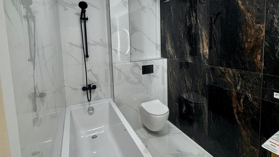 Apartament cu 3 camere decomandat în Aviației