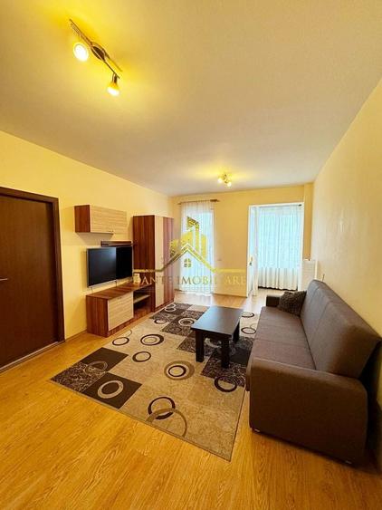 Apartament cu 2 camere semidecomandat, mobilat în Central