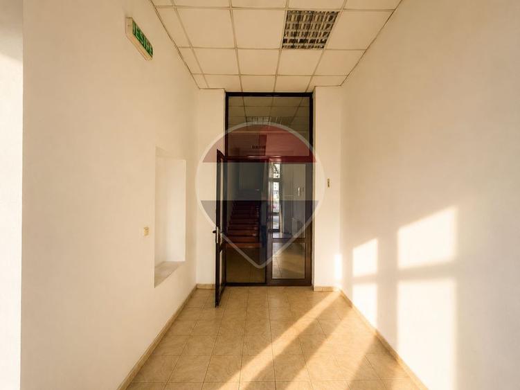 Birou, de 1,246 mp, în Ultracentral