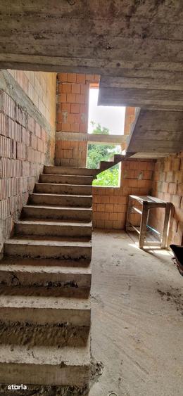 Casă cu 5 camere cu Teren 600 Mp în Sânnicolau Mic