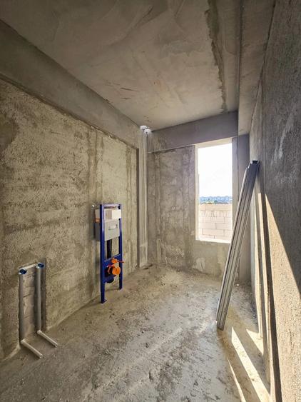 Apartament cu 4 camere decomandat în Militari