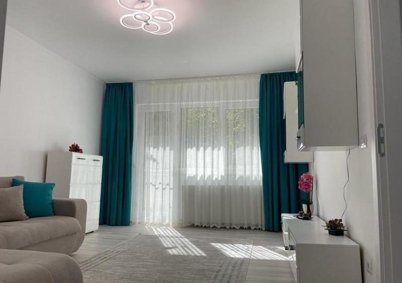 Apartament cu 3 camere decomandat în Berceni