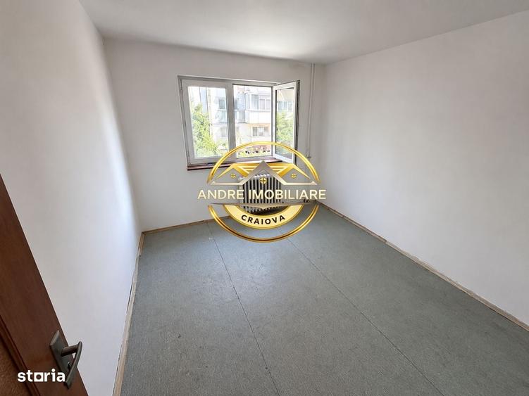 Apartament cu 2 camere semidecomandat în Craiovița Nouă