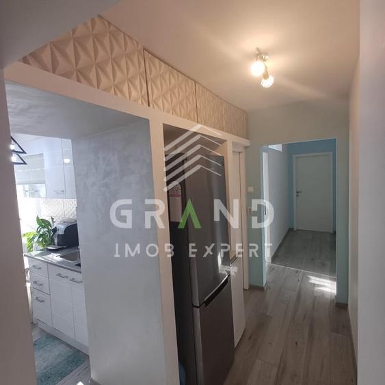 Apartament cu 2 camere decomandat, mobilat în Central