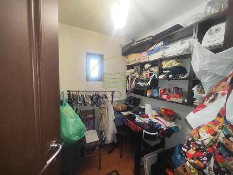 Casă individuală cu 6 camere cu Canalizare în Braniște (Podari)