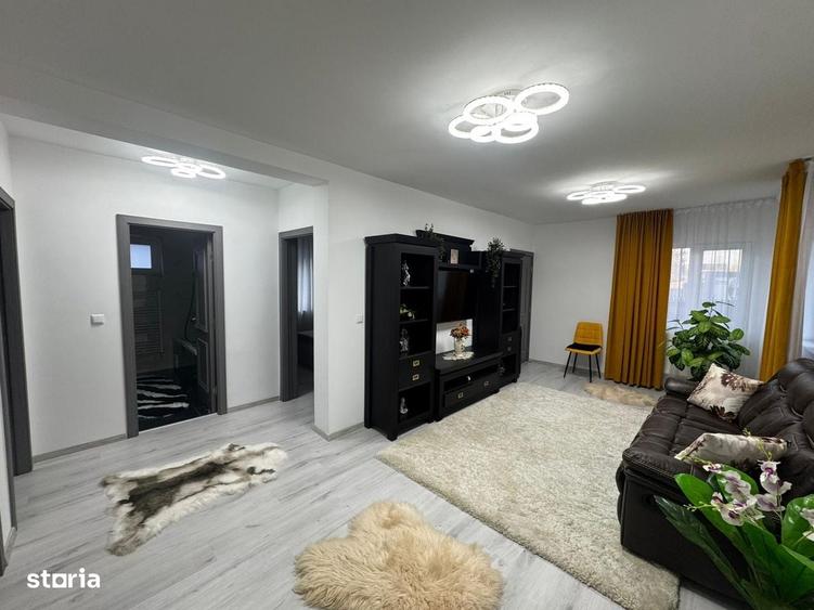 Casă cu 3 camere în Lunca Cetățuii