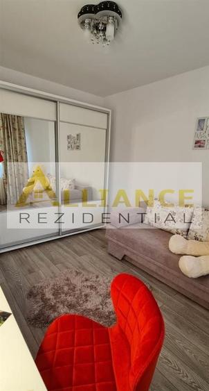 Casă individuală cu 4 camere cu Canalizare în Brazii de Jos