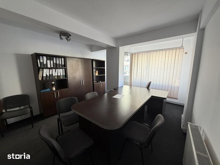 Apartament cu 2 camere în Centrul Civic